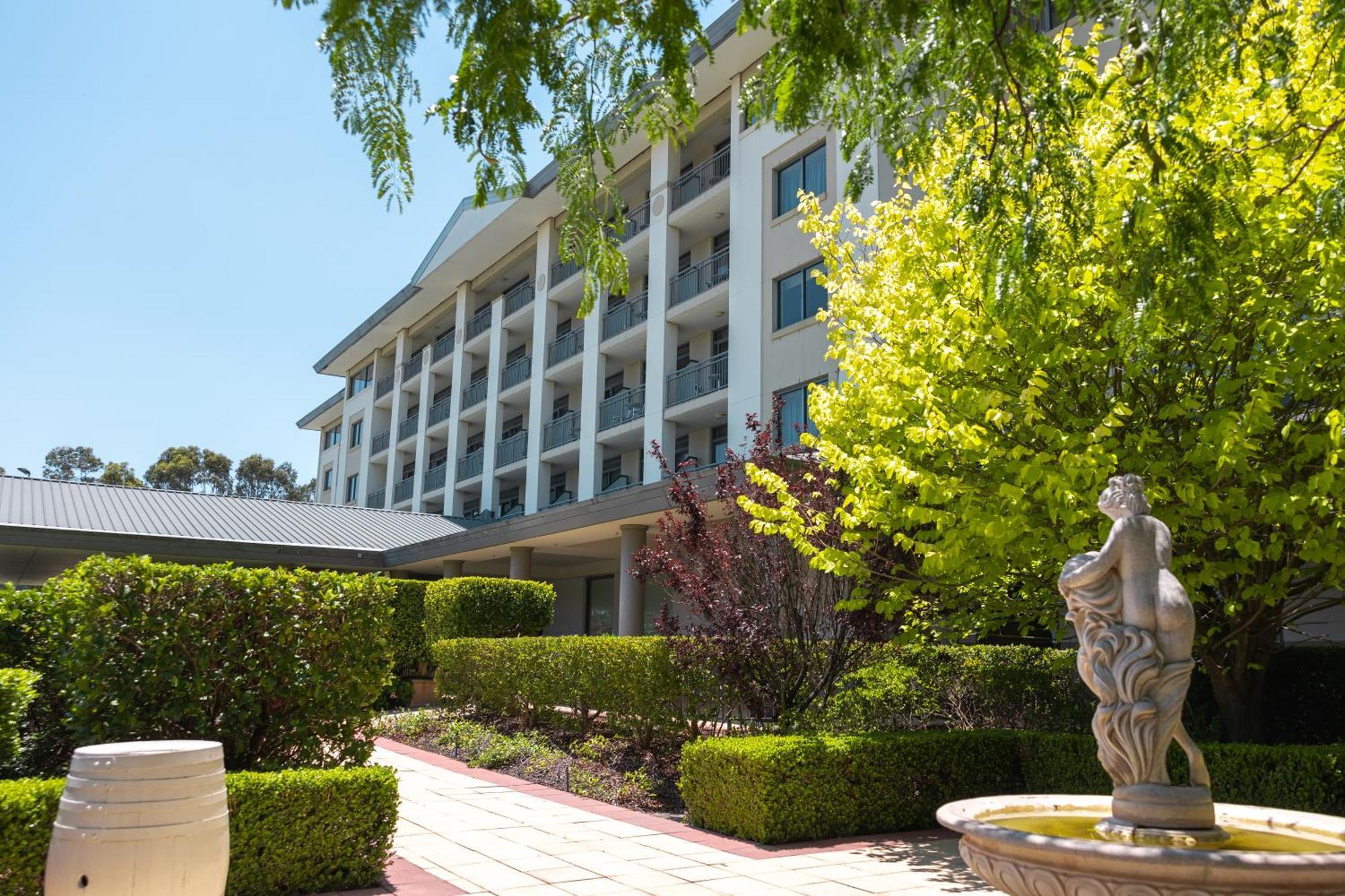 Visy Dior Hotel Baulkham Hills Kültér fotó